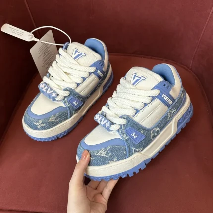 UbestLuxury Louis Vuitton Louis Vuitton Sneakers product photo detail 1 SKU PP-0294