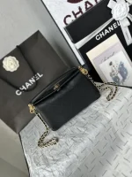 UbestLuxury Chanel Shoulder Bag 23cm product photo detail 1 SKU CH30785