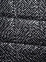 UbestLuxury Chanel Chanel CHANE Makeup Bag 18cm product photo detail 1 SKU CH30816