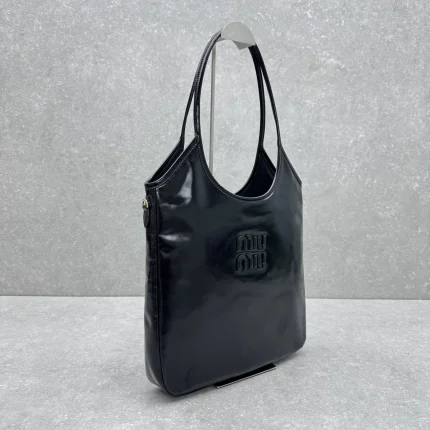 Miu Miu collection image