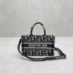 Dior Mini Book Tote 21.5cm - Image 2