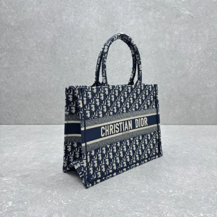 Louis Vuitton collection image