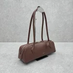 Le Teckel Dachshund Bag - Large / Goat Grain Light Coffee - Image 2