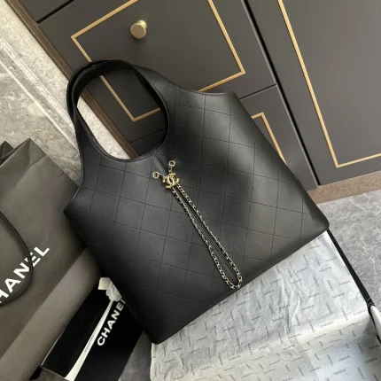 UbestLuxury Chanel 26s Hobo Bag 58cm product photo detail 1 SKU CH30831