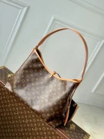 CarryAll Handbag 39cm - Image 2