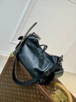Louis Vuitton CarryAll Cargo Handbag 33.5cm - Image 2