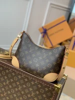 Louis Vuitton Odeon Shoulder Bag 27cm - Image 2