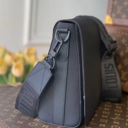 Louis Vuitton collection image
