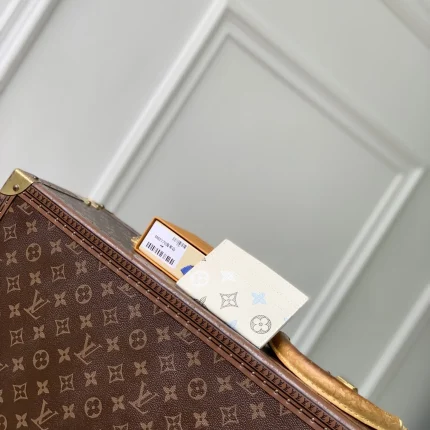 Louis Vuitton collection image
