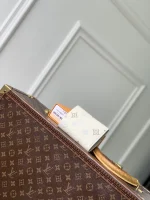 Louis Vuitton Wallet 11.5cm - Image 2