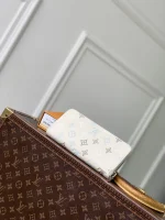 Louis Vuitton Wallet 21cm - Image 2