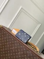 Louis Vuitton Passport Cover 14cm - Image 2
