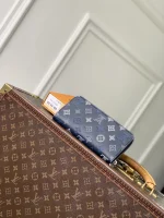 Louis Vuitton Wallet 21cm - Image 2