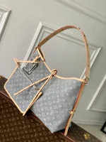 Louis Vuitton CarryAll Medium Handbag 39cm - Image 2
