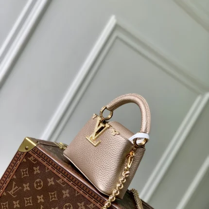 Louis Vuitton collection image