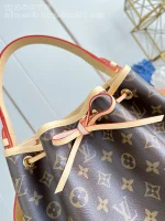 Louis Vuitton Noe Bucket Bag 36cm - Image 2