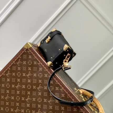 Louis Vuitton collection image
