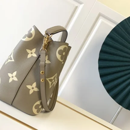 Louis Vuitton collection image