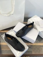 Maison Margiela Tabi Lace-Up Ballet Flats - Image 2