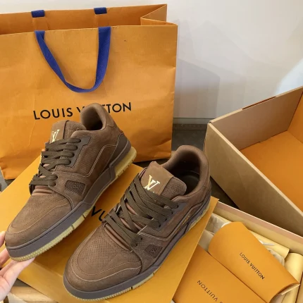 Louis Vuitton collection image