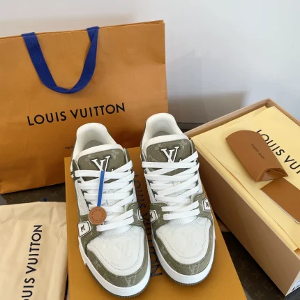 Louis Vuitton collection image