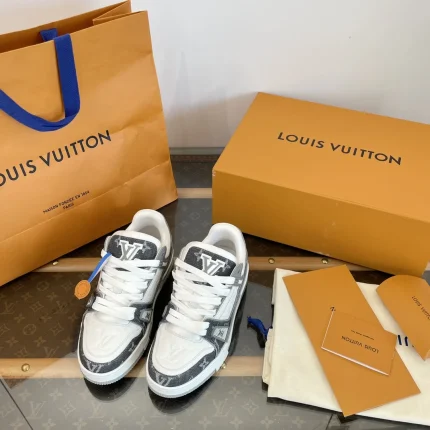 Louis Vuitton collection image