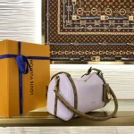 Louis Vuitton EXPRESS Small Handbag Wallet 26cm - Image 2