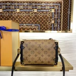 Louis Vuitton side trunk pm Handbag 21cm - Image 2