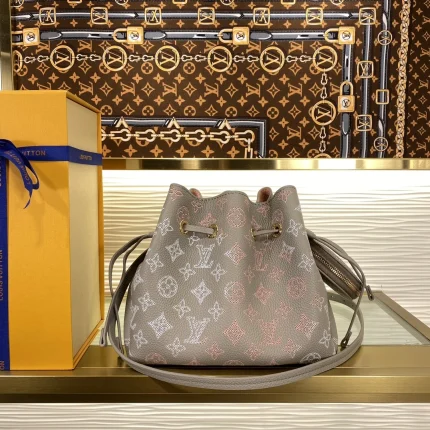 Louis Vuitton collection image