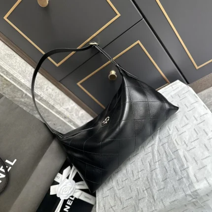 UbestLuxury Chanel Chanel Handbag 35cm product photo detail 1 SKU CH30911