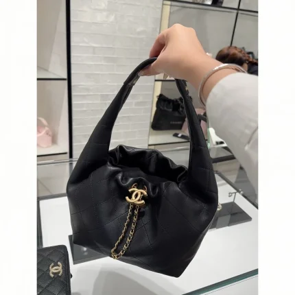 UbestLuxury Chanel Chanel 26cm Hippie Bag Black Leather product photo detail 1 SKU CH30918