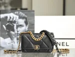 UbestLuxury Chanel Chanel Handbag 19.5cm product photo detail 1 SKU CH30933