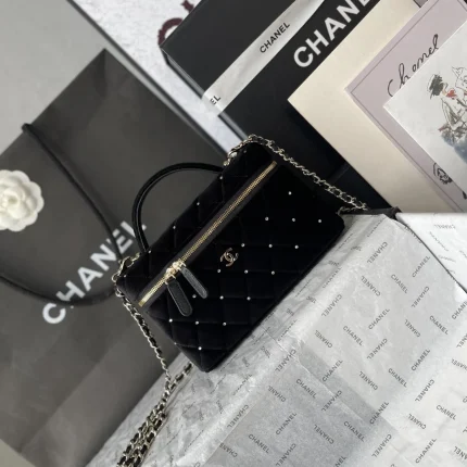 UbestLuxury Chanel Chanel 25K Black Velvet Diamond Box Handbag 19cm product photo detail 1 SKU CH30937