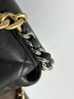 UbestLuxury Chanel Chanel 19 Bag Shoulder Bag 26cm product photo detail 1 SKU CH30956