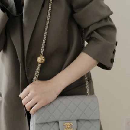 UbestLuxury Chanel Golden Ball Gray 20cm Handbag product photo detail 1 SKU CH30991