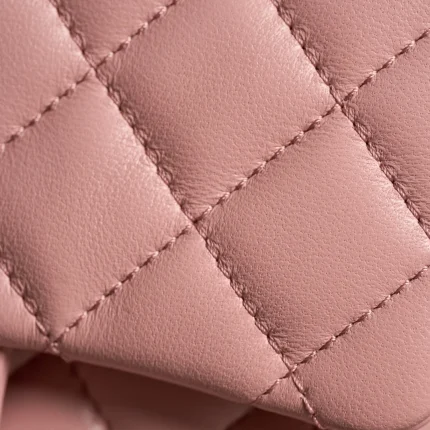 UbestLuxury Chanel Chane1 Gold Ball Flap Bag 18cm product photo detail 1 SKU CH31039