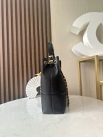 UbestLuxury Chanel Chanel Handbag 33cm product photo detail 1 SKU CH31064