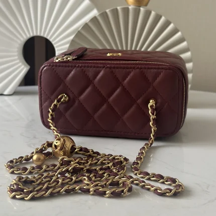 UbestLuxury Chanel Chanel Classic Chain Ball Gold Ball Makeup Bag 16cm product photo detail 1 SKU CH31091
