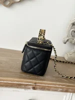 UbestLuxury Chanel Chanel Handbag 16cm product photo detail 1 SKU CH31100