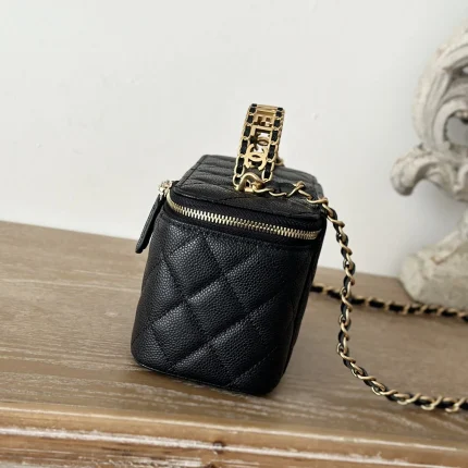 UbestLuxury Chanel Chanel Handbag 16cm product photo detail 1 SKU CH31100