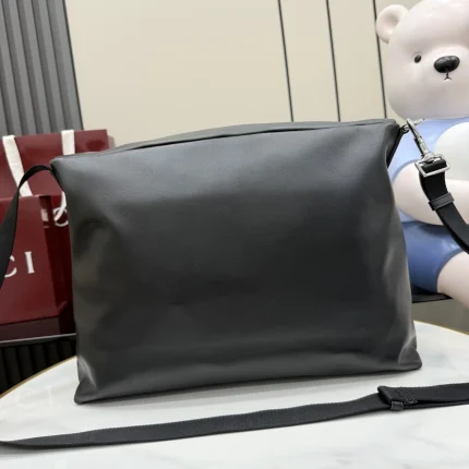 UbestLuxury Gucci Generation Gucci Shoulder Bag 37cm product photo detail 1 SKU GU25041