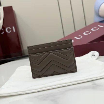 UbestLuxury Gucci GG Marmont Card Case product photo detail 1 SKU GU25104