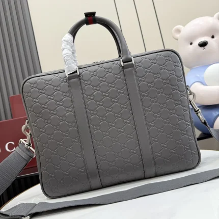 UbestLuxury Gucci GG Emblem Briefcase 37cm product photo detail 1 SKU GU25180