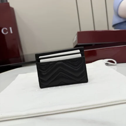 UbestLuxury Gucci GG Marmont Card Case product photo detail 1 SKU GU25190