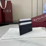 UbestLuxury Gucci Gucci Card Case Deep Blue/Oatmeal Calfskin Leather 2025 Pre-Spring product photo detail 2 SKU GU25714