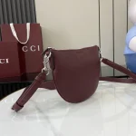 UbestLuxury Gucci Gucci Body Double Lock Handbag 23cm product photo detail 2 SKU GU25728