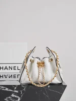 UbestLuxury Chanel Chanel Hobo Bucket Bag 22.5cm product photo detail 2 SKU CH30737
