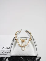 UbestLuxury Chanel Chanel Hobo Bucket Bag 30cm product photo detail 2 SKU CH30739