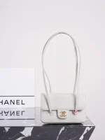 UbestLuxury Chanel Chanel 26P Preppy Coco Flap Bag 17cm Light Green product photo detail 2 SKU CH30797