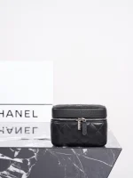 UbestLuxury Chanel Chanel CHANE Makeup Pouch 14cm product photo detail 2 SKU CH30812